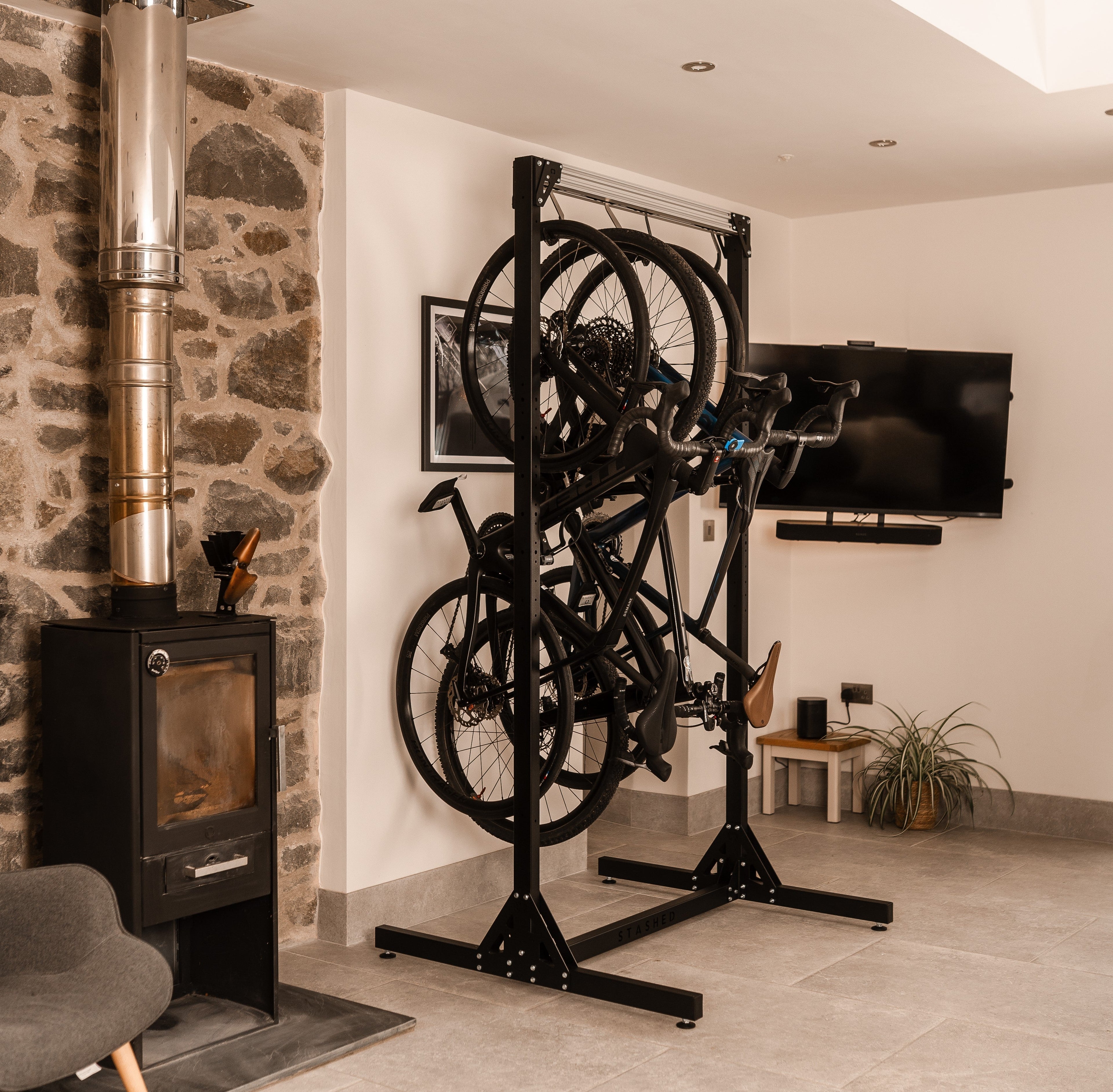 PinkBike: First look at FreeStanding SpaceRail