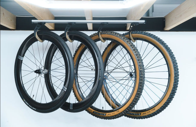 LodeStar Wheel Hanger Set